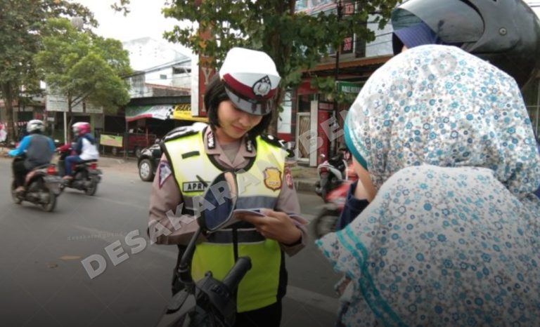 Lengkap! Daftar Denda Tilang Tidak Bawa SIM dan STNK Beserta Dasar Hukumnya