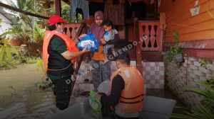 52 Rumah Rusak Diterjang Puting Beliung di Banyuwangi, Pemkab Langsung Turun Tangan Salurkan Bantuan