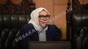 Bukan Peminjam tapi Dibebani Tagihan! Okta Kumala Dewi Bongkar Modus Pinjol Ilegal di Rapat Panja DPR