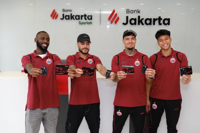 Jakmania Kini Bisa Akses Layanan Perbankan Lewat Kolaborasi Bank Jakarta